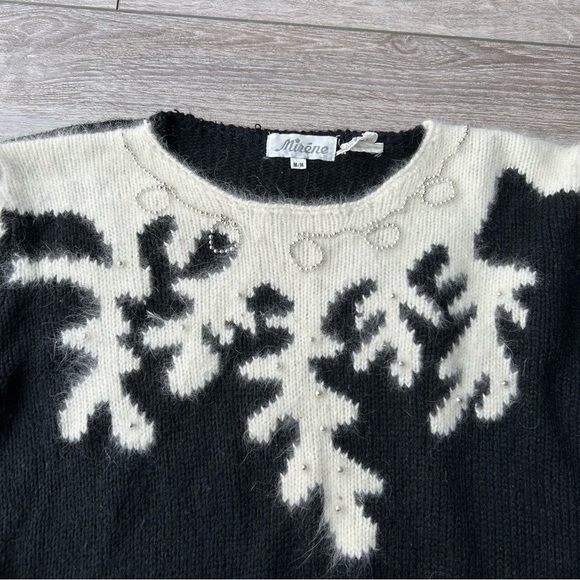 Vintage  80s Miréne Rabbit Hair Blend Faux Pearl Accents Sweater - Picture 5 of 14